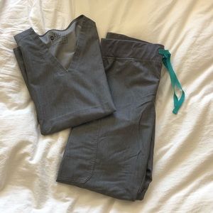 Figs Scrub Set Small